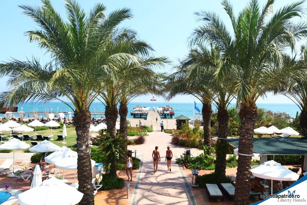 imagini hotel LIBERTY LARA BEACH